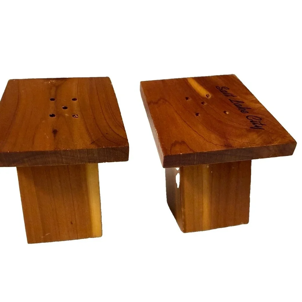Vintage Salt Lake City Wooden Outhouse Salt Pepper Shakers Ma Pa Souvenir Utah